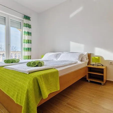 Comfort In Peaceful Area - With Garden * Zadar