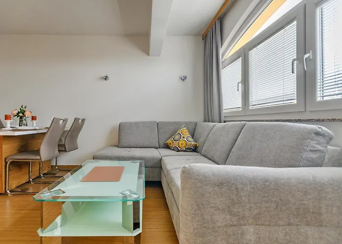 Comfort In Peaceful Area - With Garden Zara