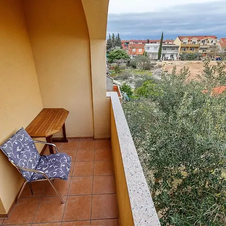 Apartman Comfort In Peaceful Area - With Garden